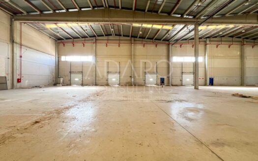 Nave logística en venta en Alovera de 18.086 m²