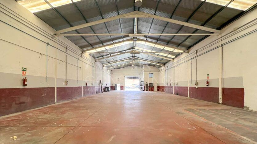 Nave industrial en venta en Cobeña de 532 m²