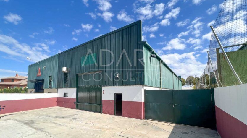 Nave industrial en venta en Cobeña de 532 m²