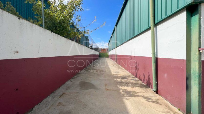 Nave industrial en venta en Cobeña de 532 m²