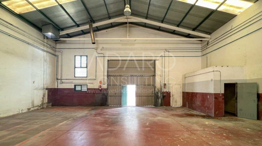 Nave industrial en venta en Cobeña de 532 m²