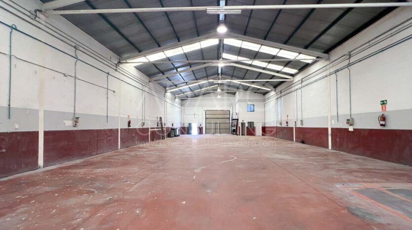 Nave industrial en venta en Cobeña de 532 m²