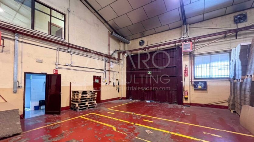 Nave industrial en venta en Getafe de 1.462 m²