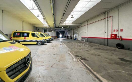 Nave industrial en venta en Getafe de 930 m²