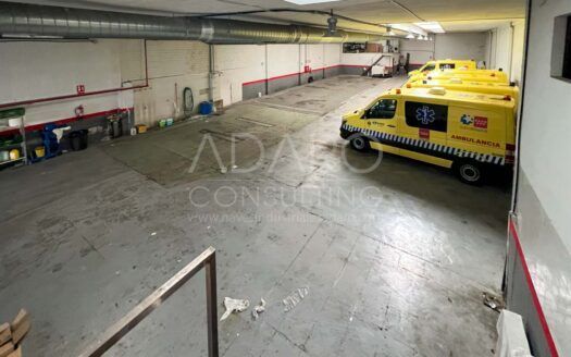 Nave industrial en venta en Getafe de 930 m²