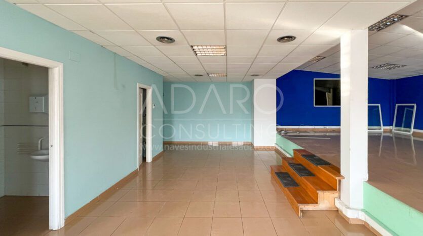 Nave industrial en venta en Torrejón de Ardoz 767 m²