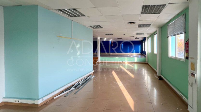 Nave industrial en venta en Torrejón de Ardoz 767 m²