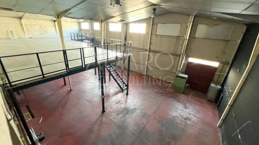 Nave industrial en venta en Torrejón de Ardoz 767 m²