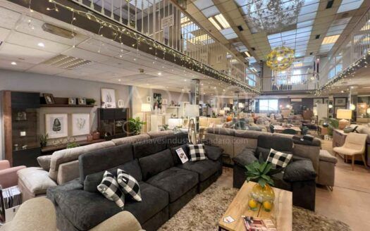 Nave comercial en venta en Coslada de 931 m²