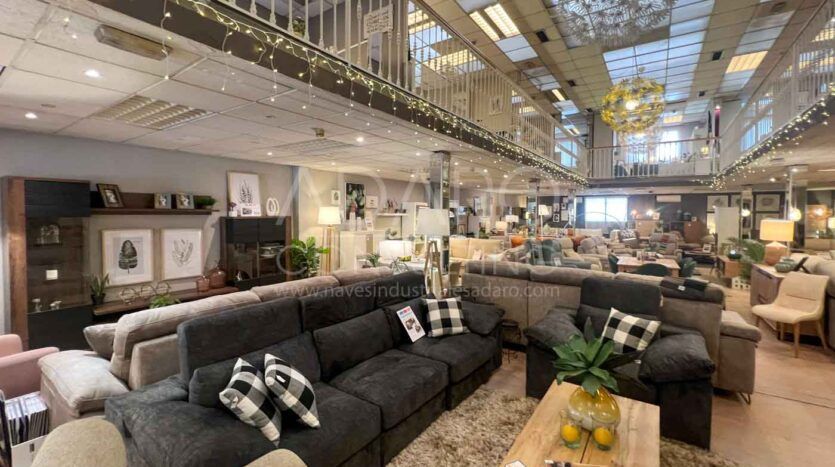 Nave comercial en venta en Coslada de 931 m²