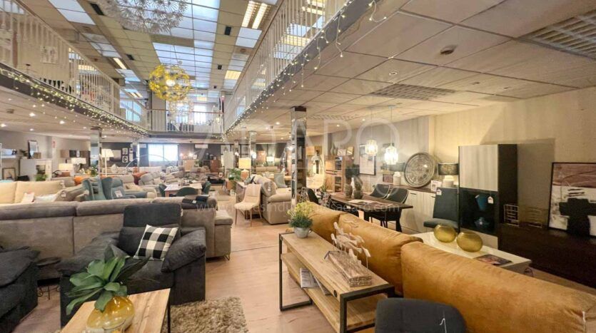 Nave comercial en venta en Coslada de 931 m²