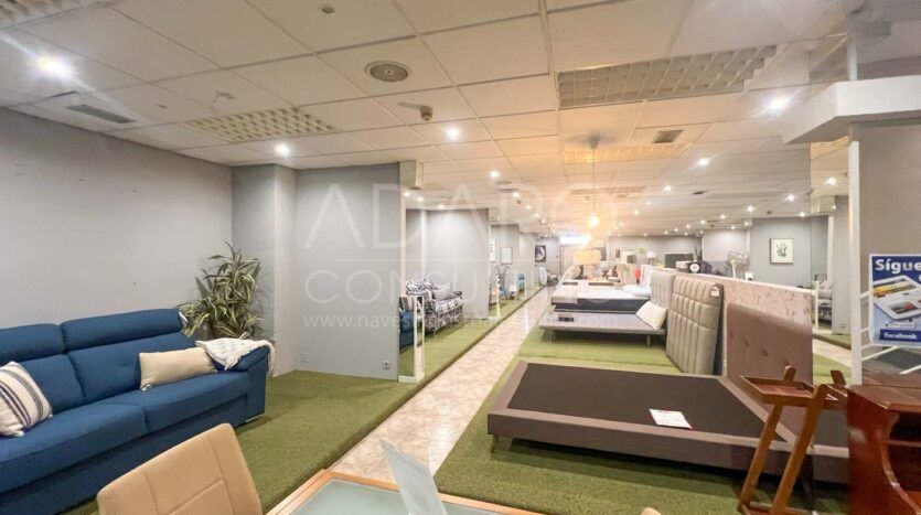 Nave comercial en venta en Coslada de 931 m²