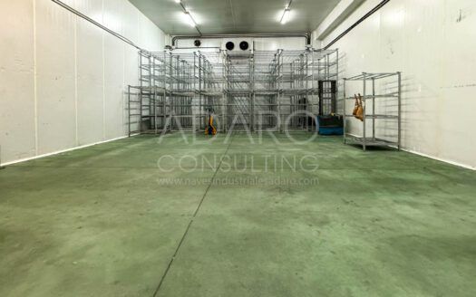 Nave industrial en venta en Leganés de 1.322 m²