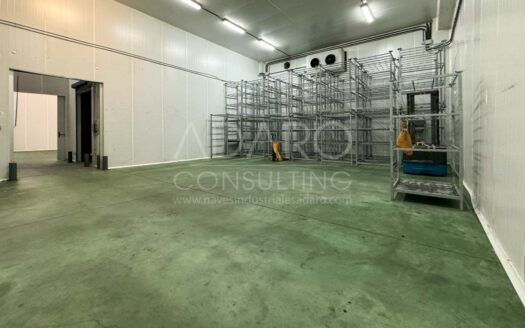 Nave industrial en venta en Leganés de 1.322 m²