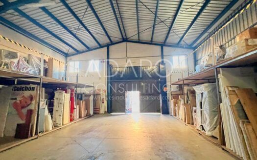 Nave industrial en venta en Torrejón de Ardoz de 875 m²