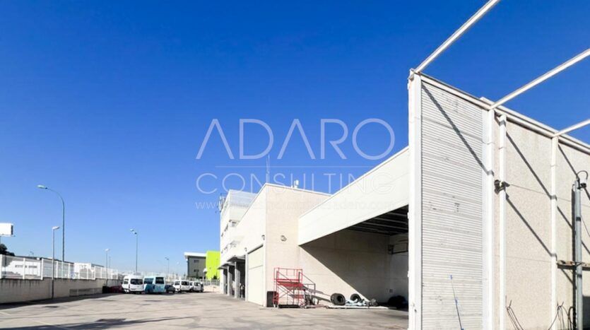 Nave industrial en venta en Getafe de 1.140 m²
