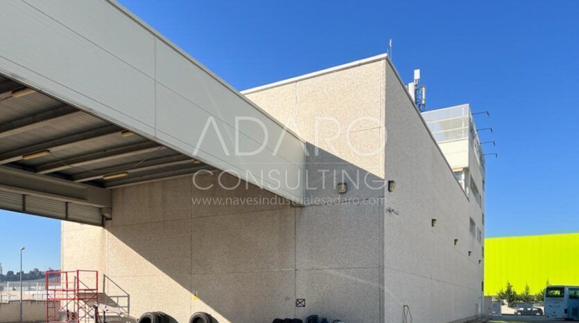 Nave industrial en venta en Getafe de 1.140 m²