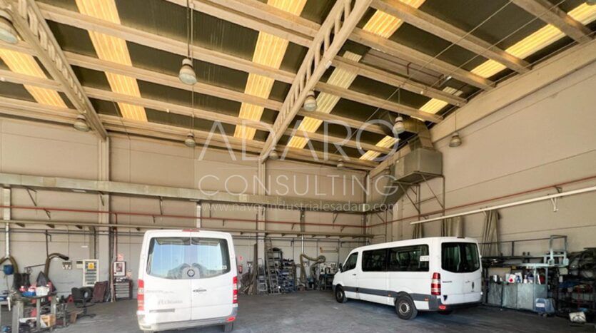Nave industrial en venta en Getafe de 1.140 m²