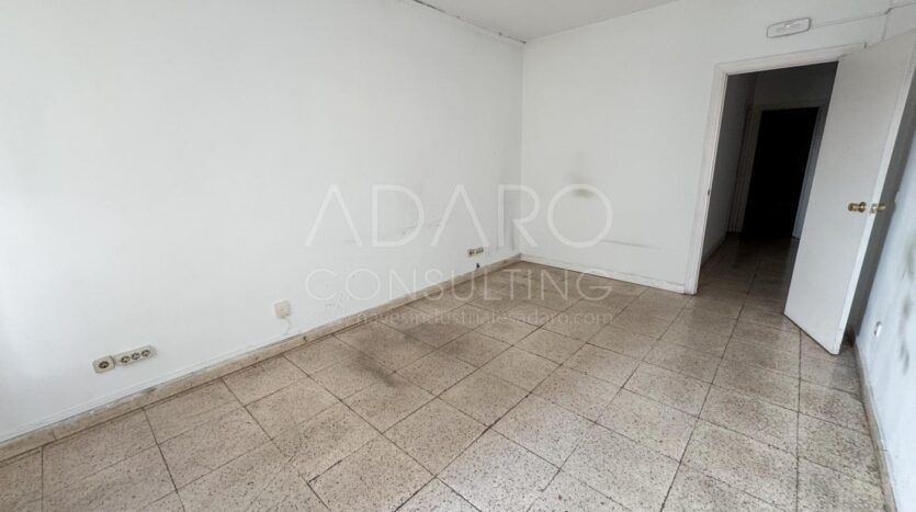Nave Industrial en Alquiler en Vallecas de 919 m²