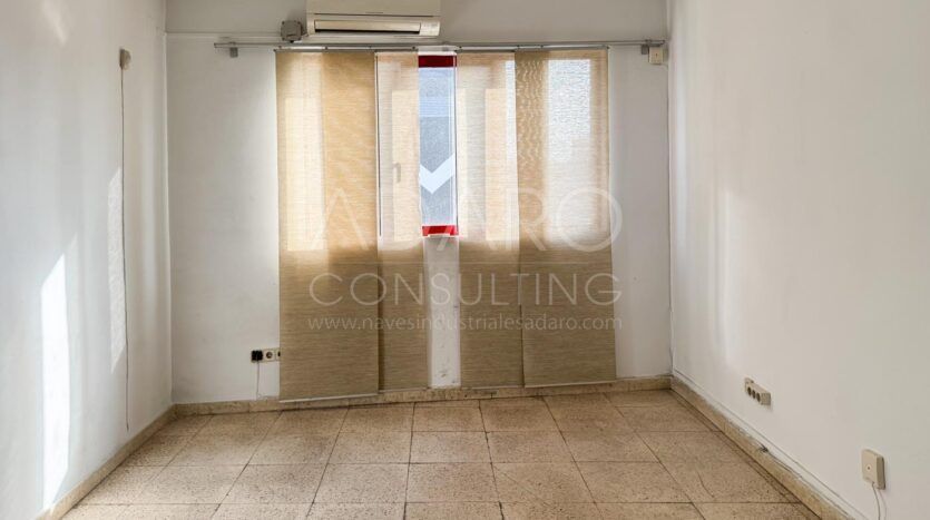 Nave Industrial en Alquiler en Vallecas de 919 m²