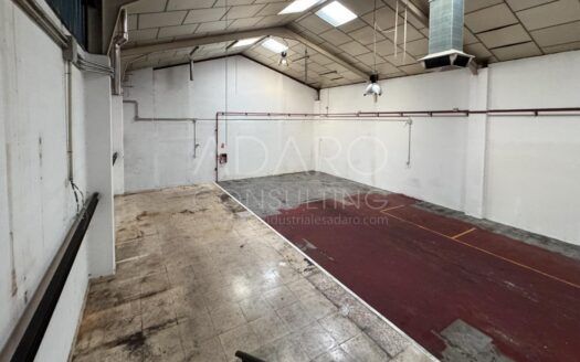 Nave Industrial en Alquiler en Vallecas de 919 m²