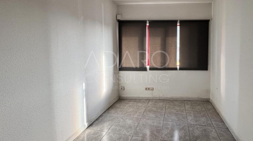 Nave Industrial en Alquiler en Vallecas de 919 m²