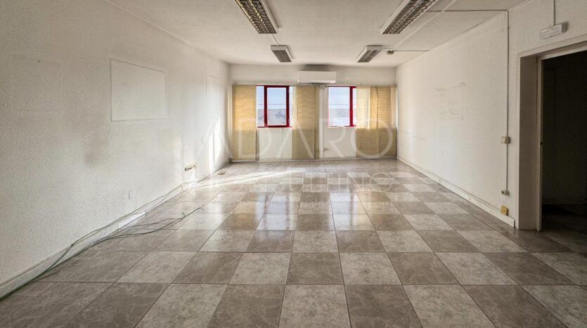 Nave Industrial en Alquiler en Vallecas de 919 m²