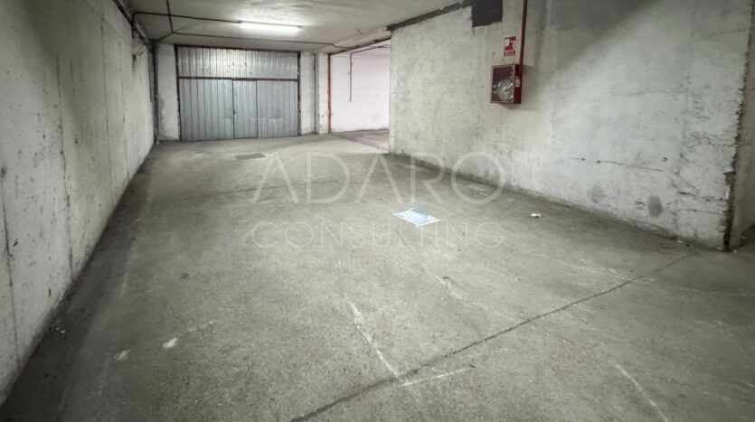 Nave Industrial en Alquiler en Vallecas de 919 m²