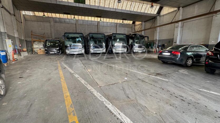 Nave en Alquiler en Vallecas de 1.003 m²
