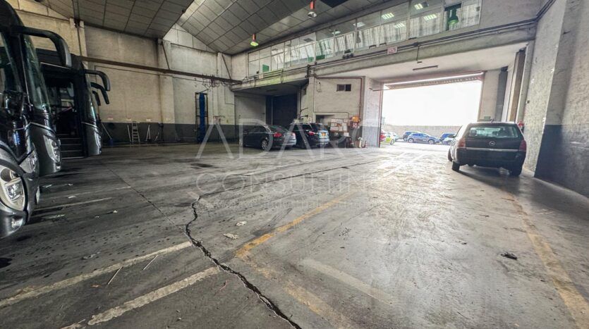 Nave en Alquiler en Vallecas de 1.003 m²