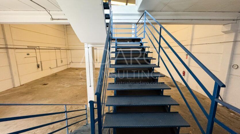 Nave en Venta en Mejorada del Campo de 474 m²