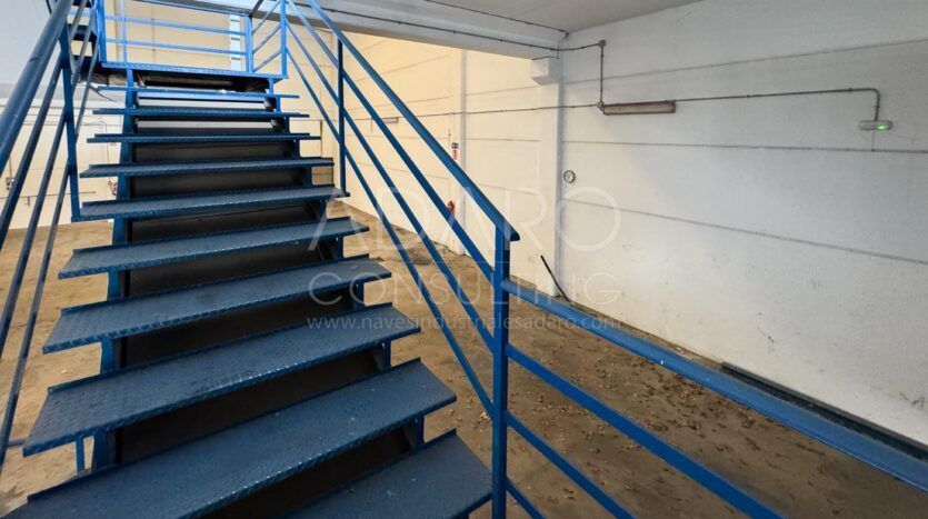 Nave en Venta en Mejorada del Campo de 474 m²