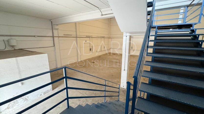 Nave en Venta en Mejorada del Campo de 474 m²