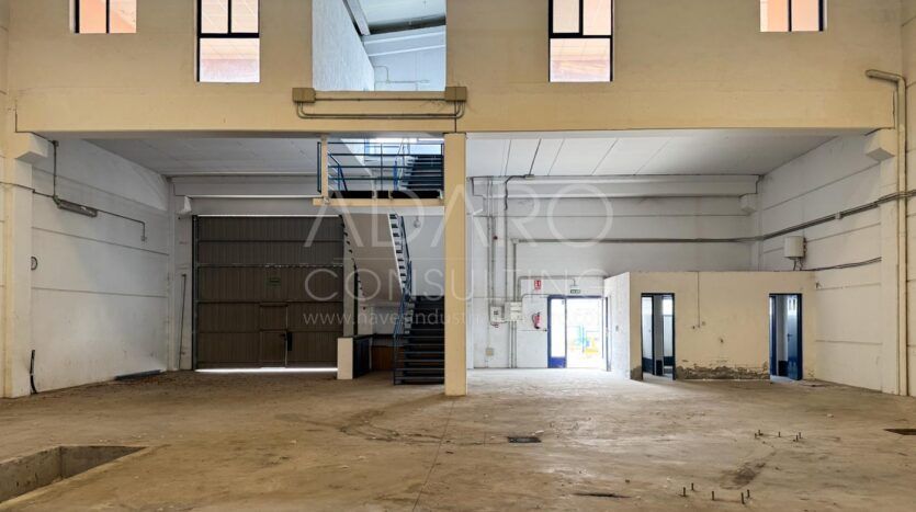 Nave en Venta en Mejorada del Campo de 474 m²