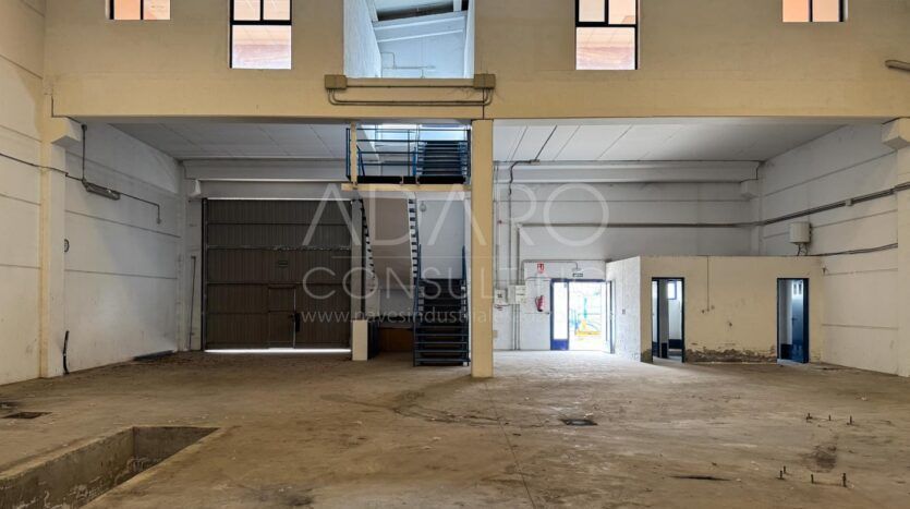 Nave en Venta en Mejorada del Campo de 474 m²