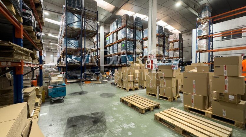 Nave Logística e Industrial en Coslada de 4.672 m²