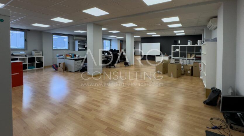 Nave Logística e Industrial en Coslada de 4.672 m²