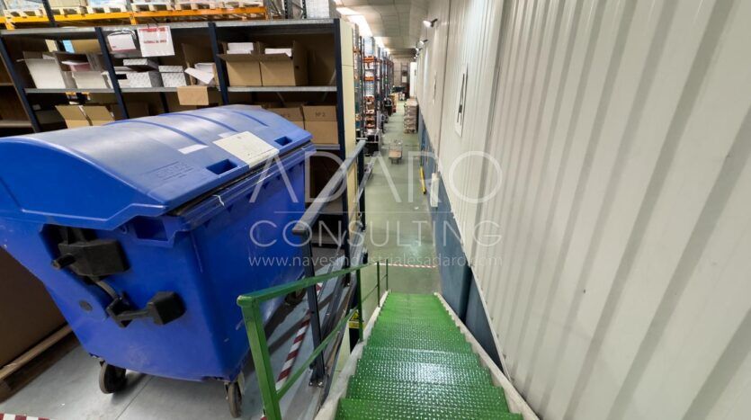 Nave Logística e Industrial en Coslada de 4.672 m²