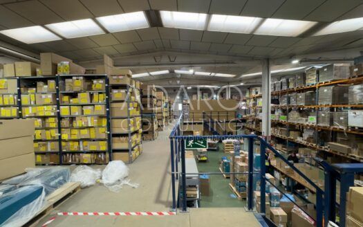 Nave Logística e Industrial en Coslada de 4.672 m²