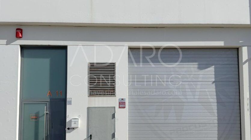 Nave Industrial en alquiler en Villaverde de 975 m²