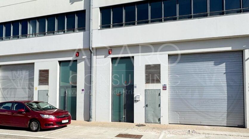 Nave Industrial en alquiler en Villaverde de 975 m²