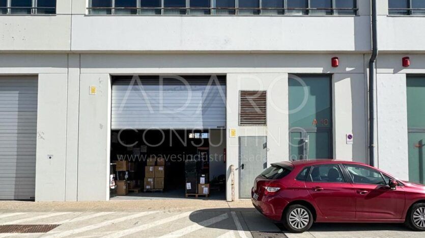 Nave Industrial en alquiler en Villaverde de 975 m²