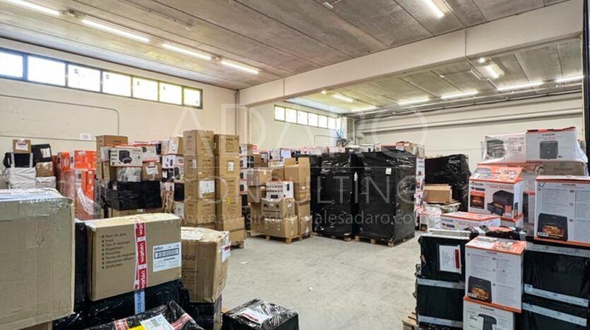 Nave Industrial en alquiler en Villaverde de 975 m²