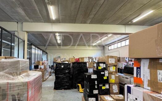 Nave Industrial en alquiler en Villaverde de 975 m²