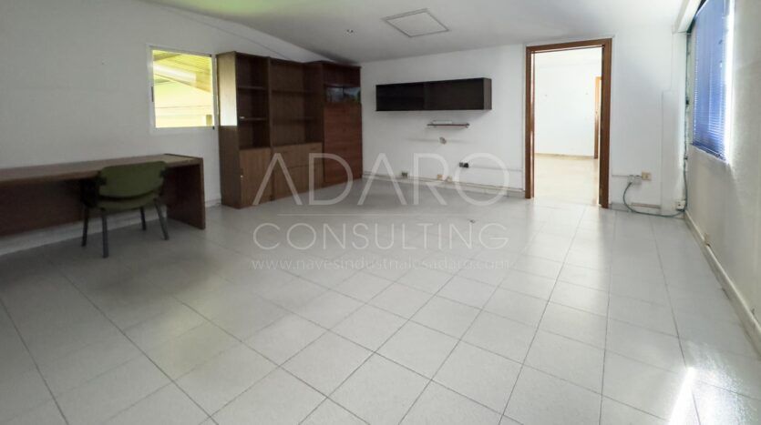 Nave en alquiler en Torrejón de Ardoz de 750 m²