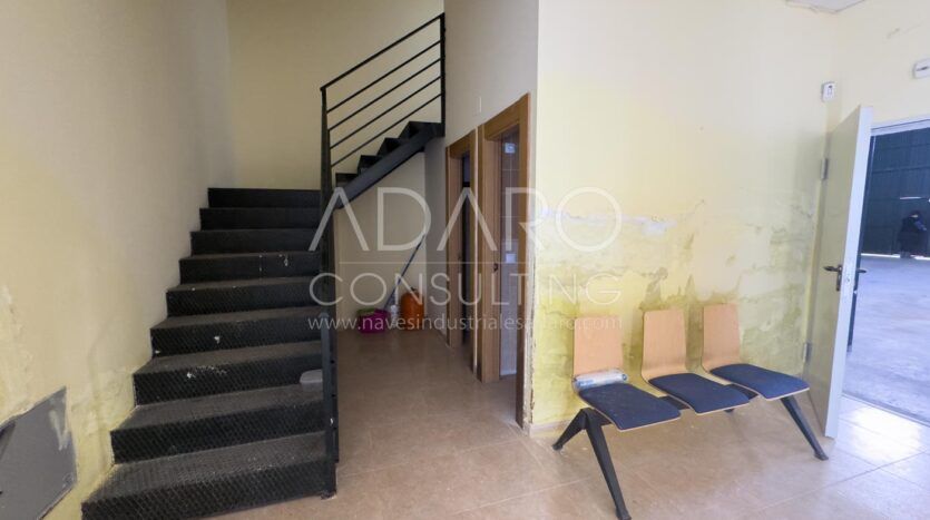 Venta Nave Industrial en Cobeña de 359 m²