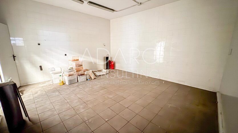 Nave en Alquiler en Rejas de 800 m²