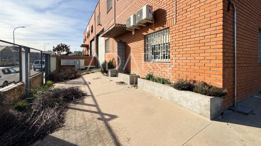 Nave en Alquiler en Rejas de 800 m²