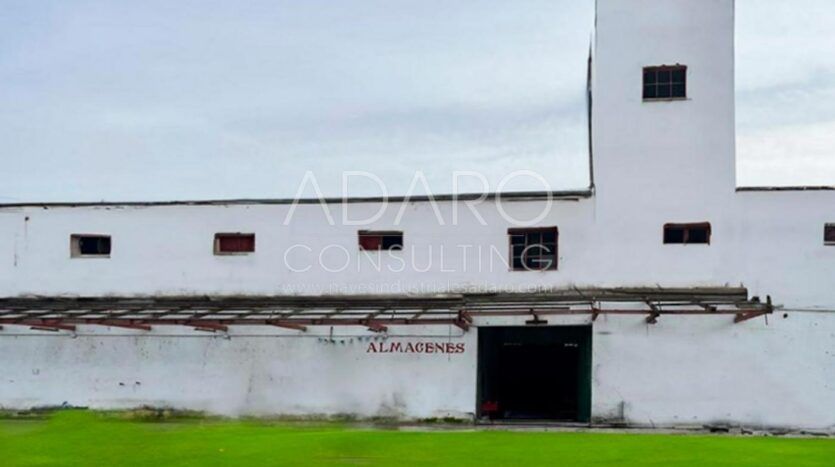 Nave industrial en venta en Aranjuez de 4.169 m²