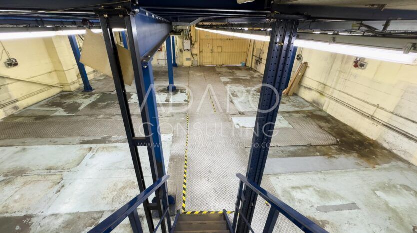 Nave en Alquiler en Vallecas de 925 m²